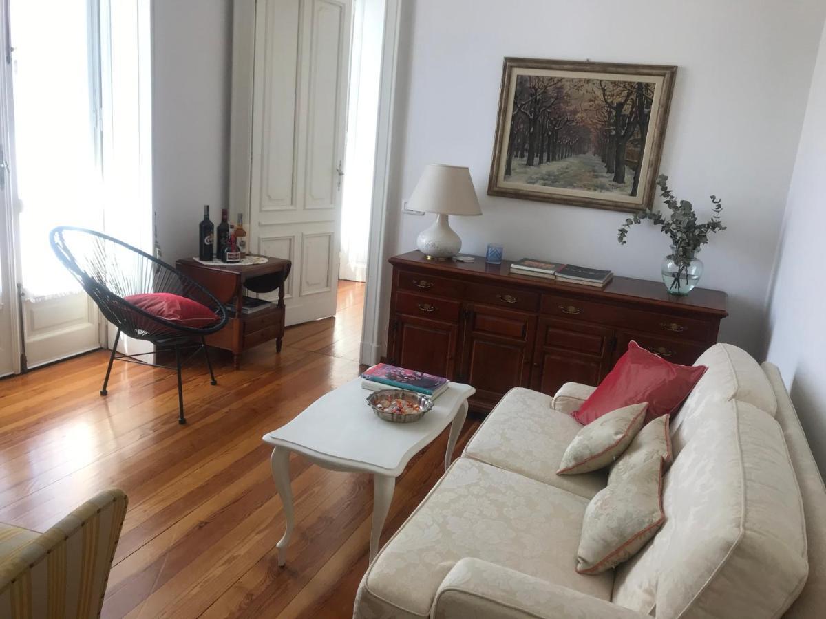A Due Passi Dal Duomo Hotel Biella Bagian luar foto