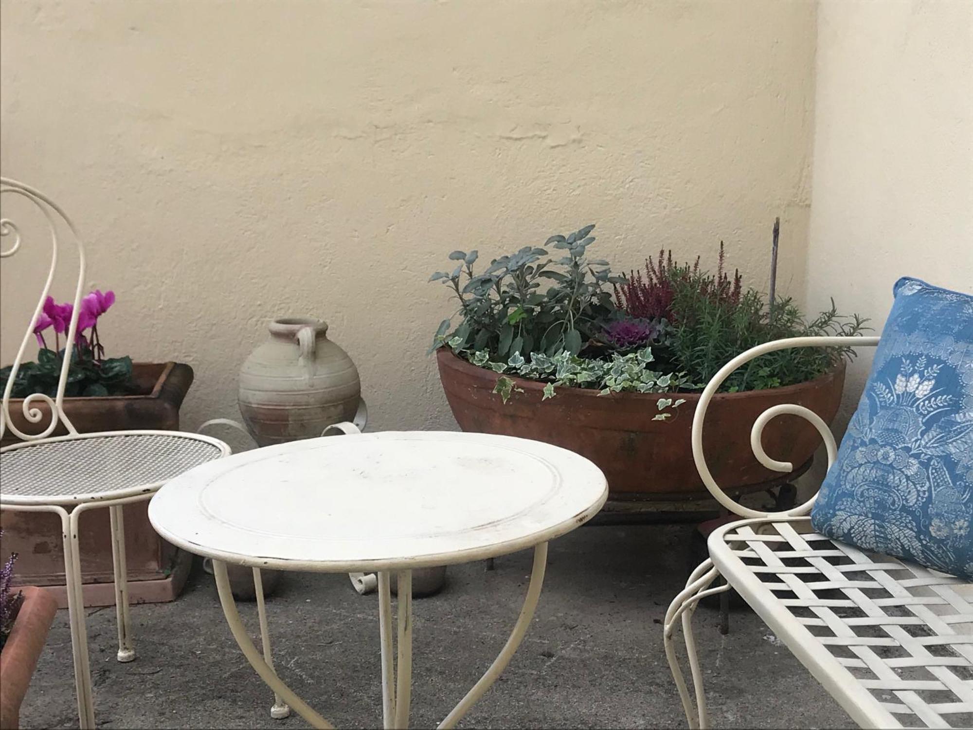 A Due Passi Dal Duomo Hotel Biella Bagian luar foto